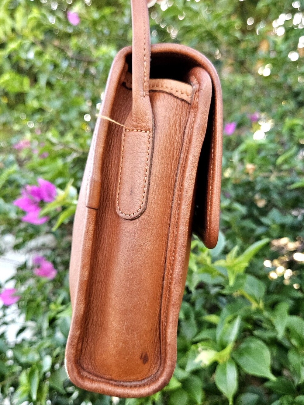 Vintage Coach Scooter Bag 9893 British Tan Leather Pre-1994 Hangtag Crossbody - Picture 3 of 12